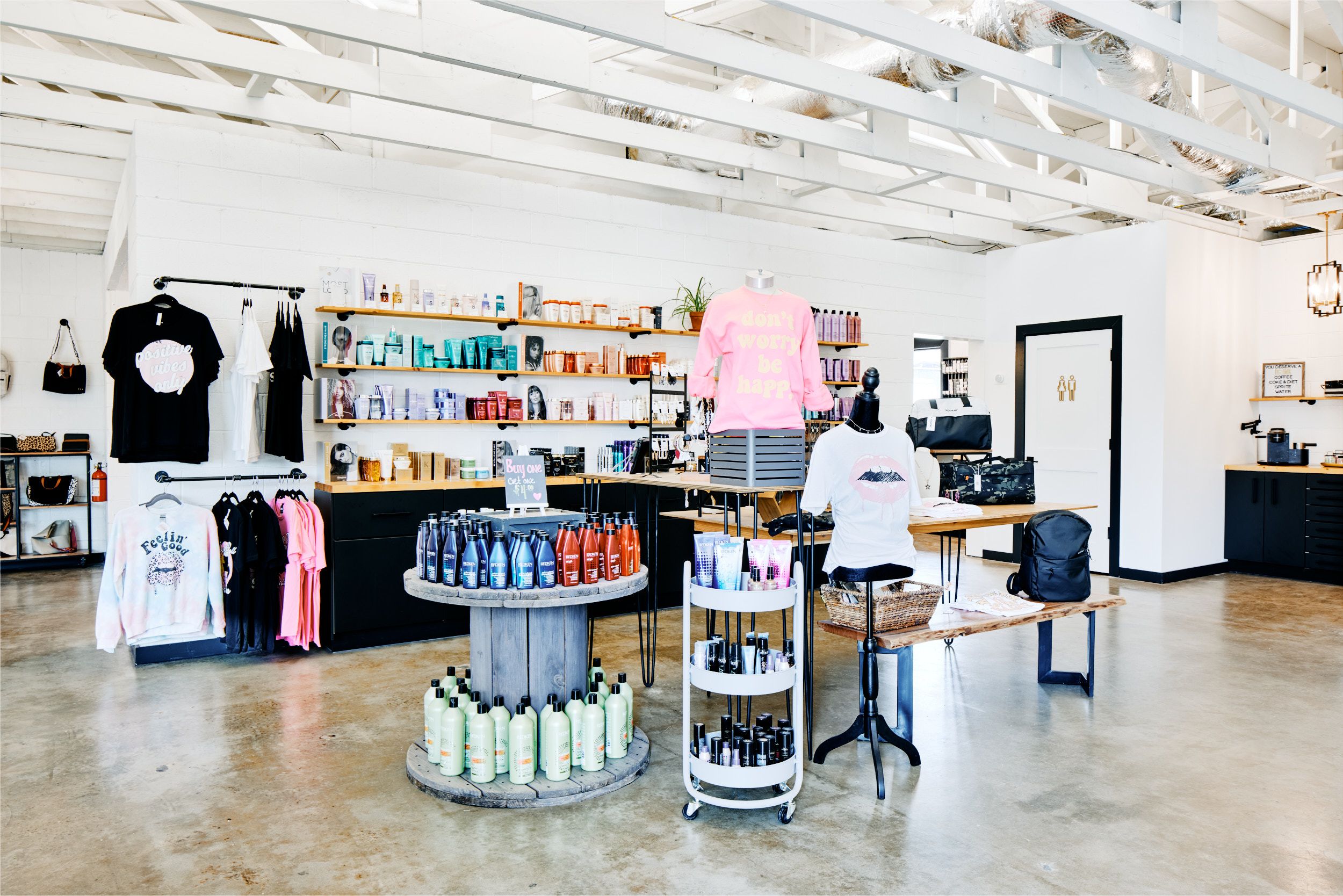 The best boutique in Savannah, GA 40 Volume Boutique Best Salon and Spa in Savannah 40 Volume